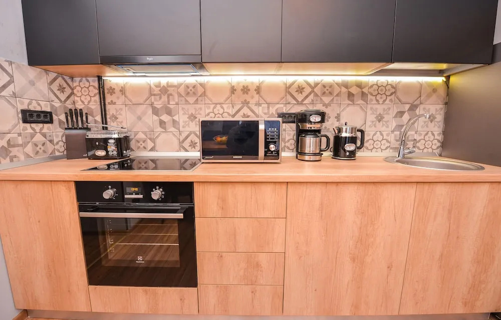 Eva Apartment - Romana Square
