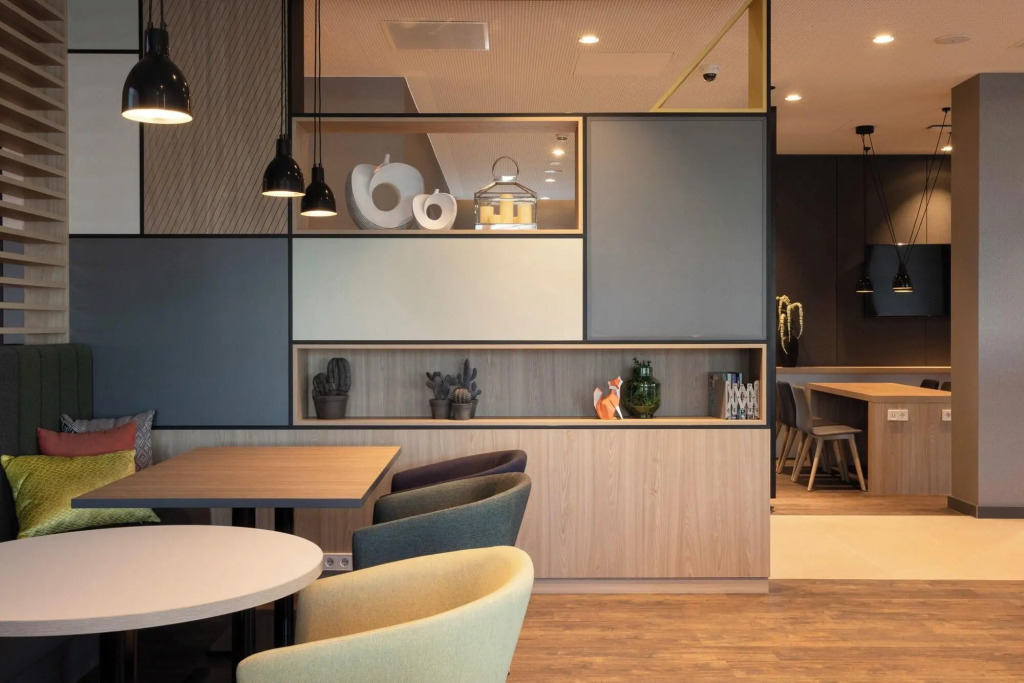 Holiday Inn - Eindhoven Airport by IHG