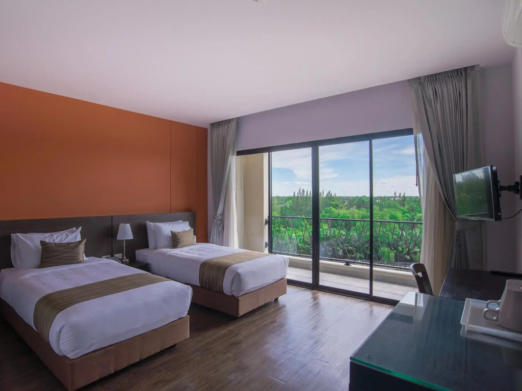 Coco View Hotel