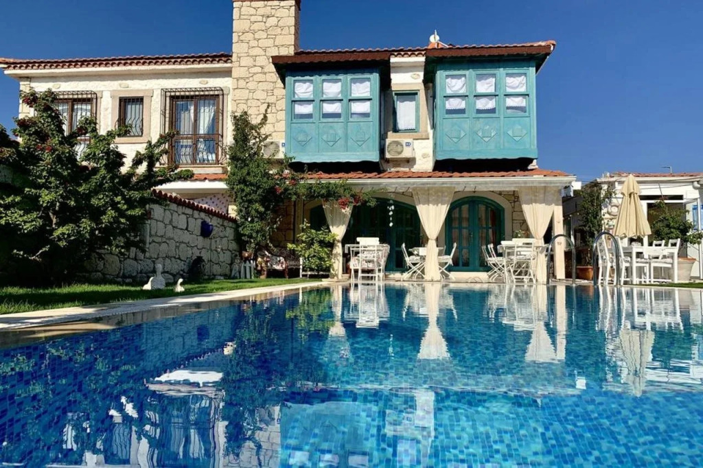 Windmill Alaçatı