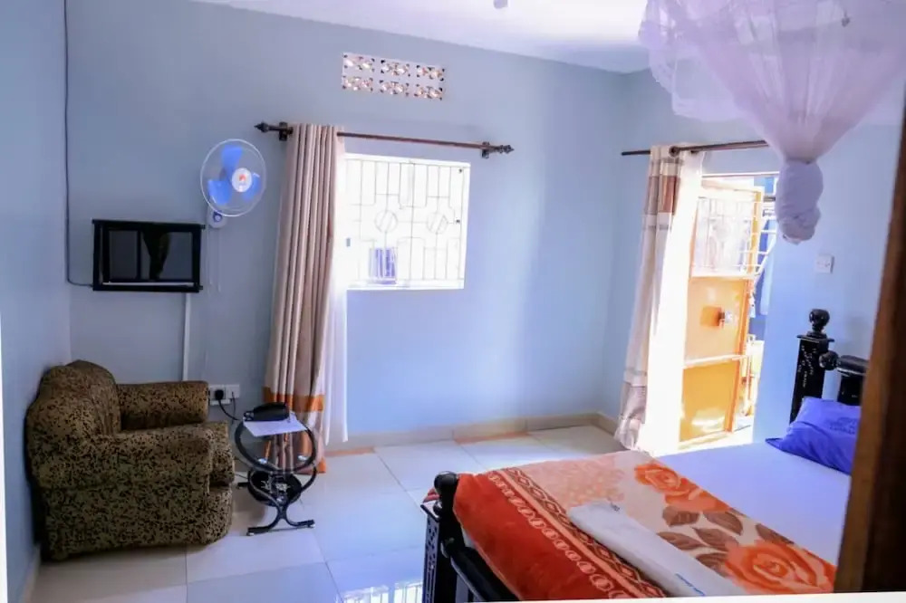 Luwafu Guest House