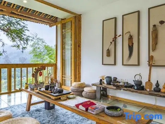 seclusion Hotel(Liping Zhaoxing store