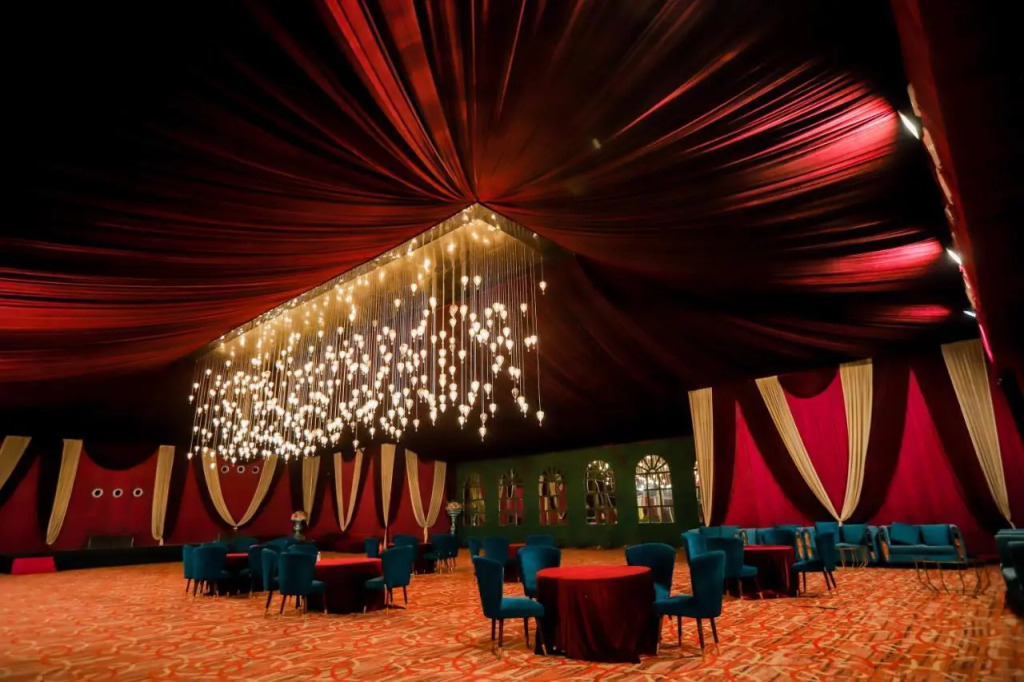 Bel-La Monde Hotel NH8 at 6km from IGI Airport Delhi
