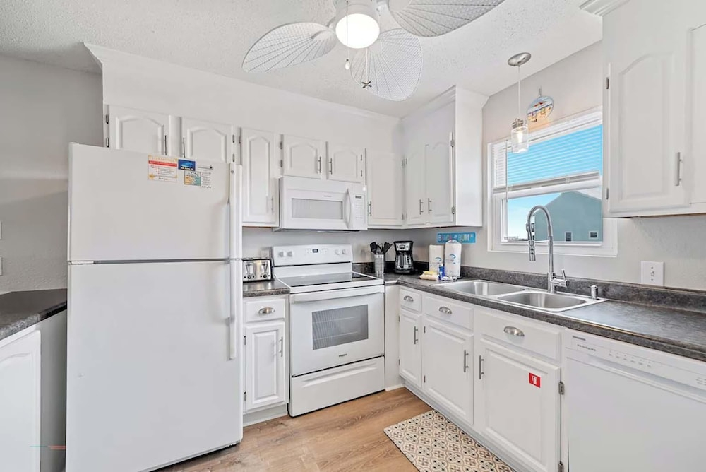 Sunrise Village 105