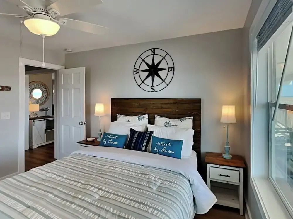 Sea Paradise Cottage by Topsail Realty