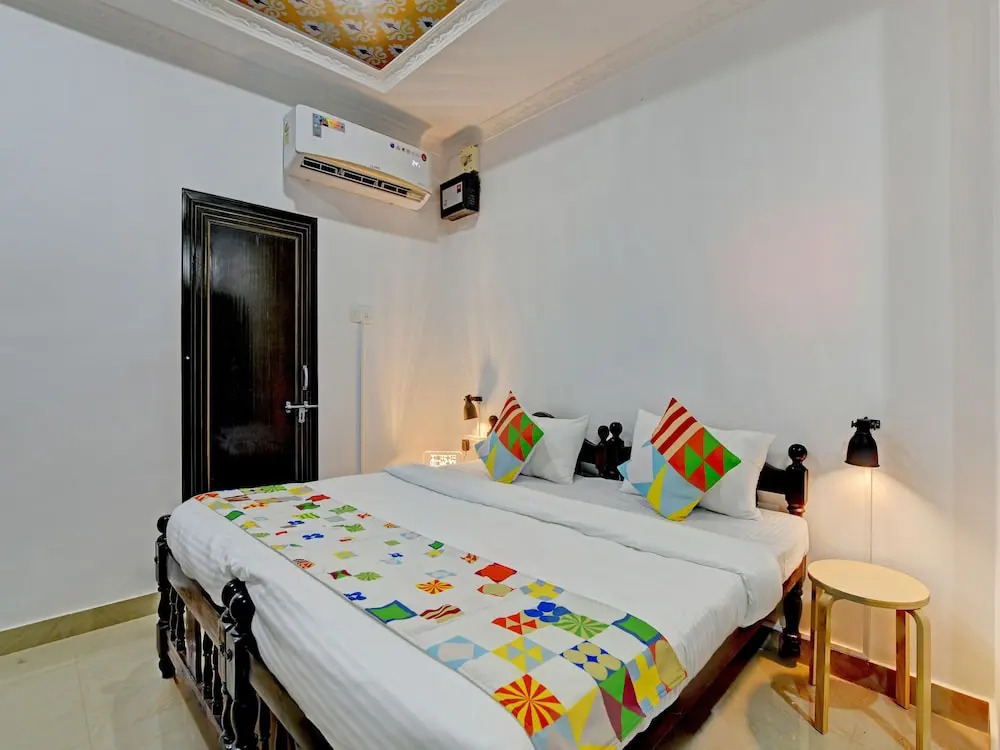 OYO 10906 Home Modern 1BHK Baga