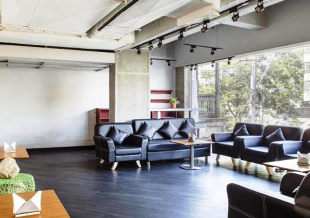 Mango suites Helios