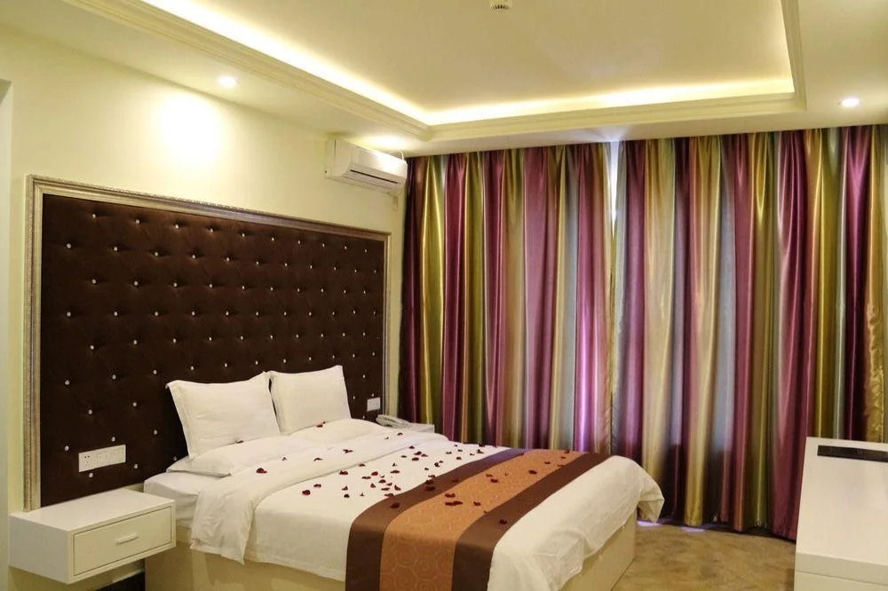 Yingshang Hotel Sanya Dadonghai Branch