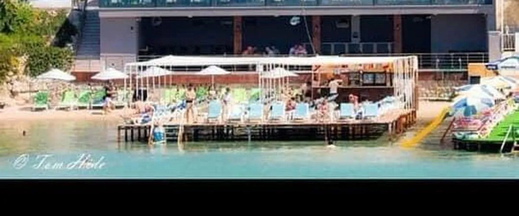 Sultans - Kings Hotel