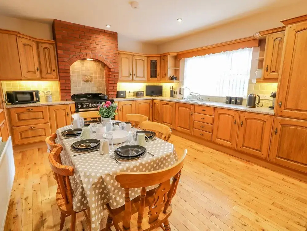 Braeside Farm House