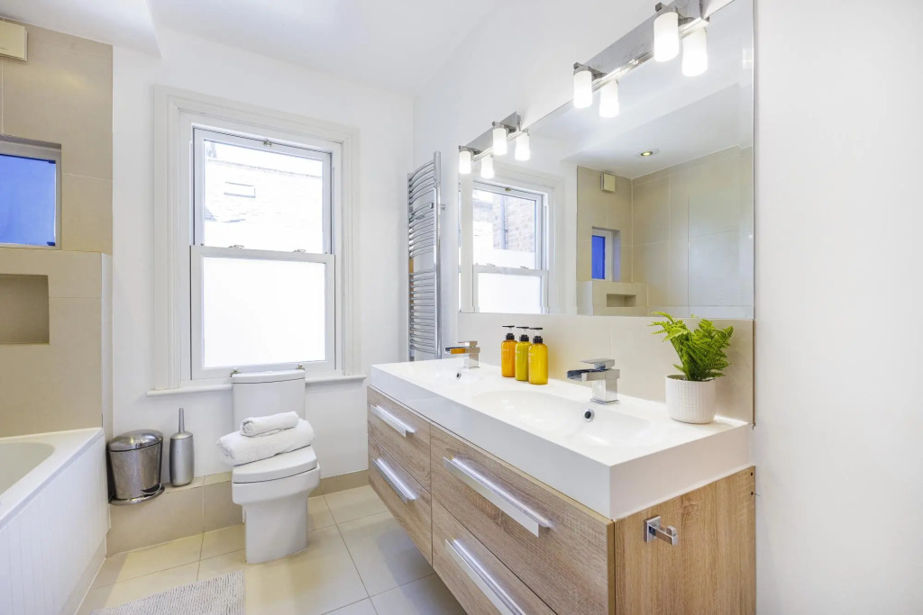 London House Sleeps 12 Free Parking Wifi