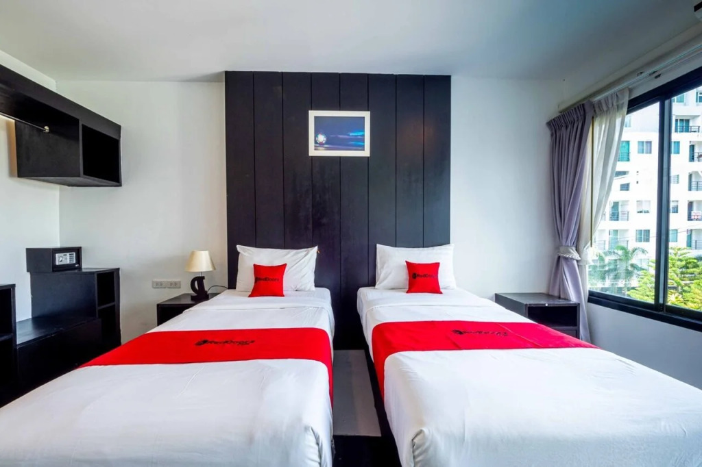 RedDoorz I-Talay Resort