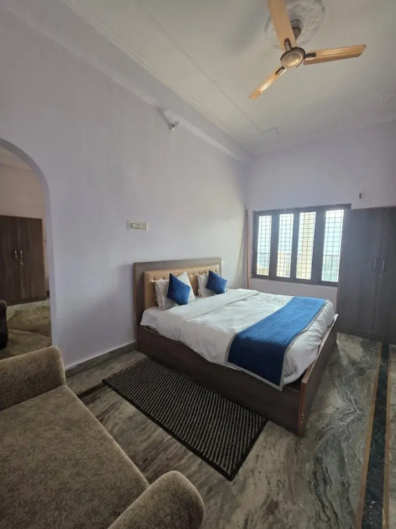 Siddhi Vinayak Hotel And Banquet