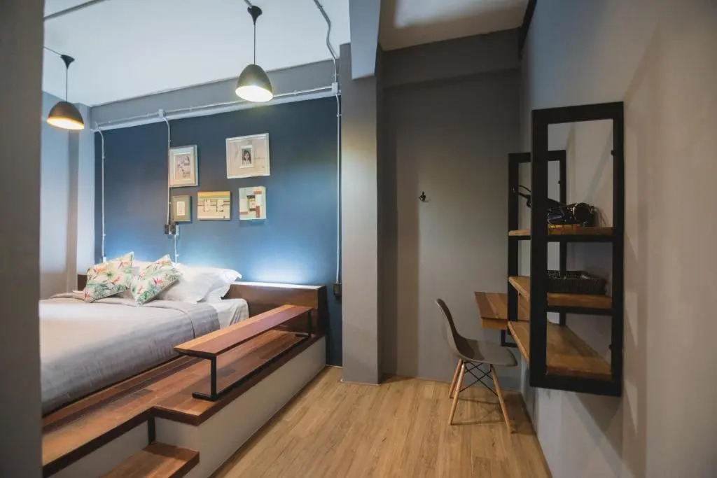 Chernchan Hostel