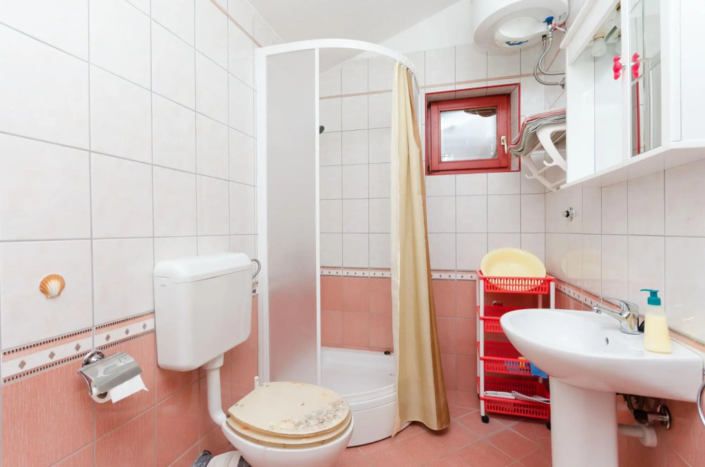 Apartments Mladen