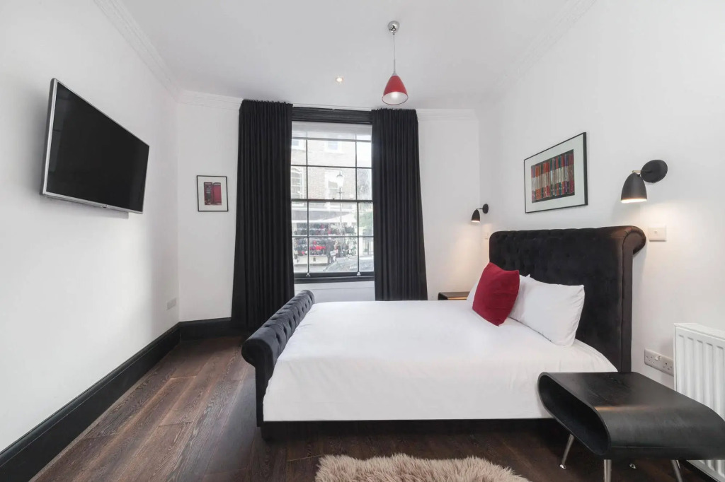 6 Portobello Road