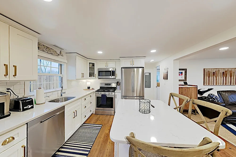 25 Falmouth - 3 Br Duplex