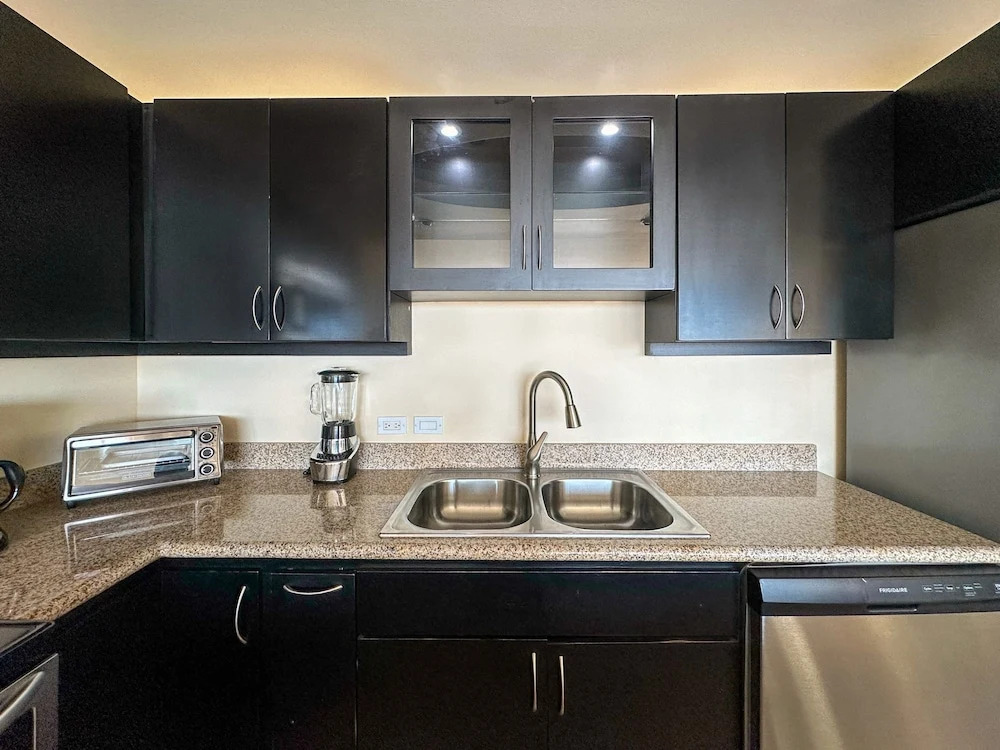 Amazing Location Close to it all Great Price
