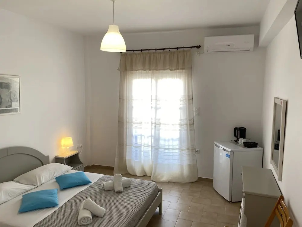 Santorini Wine Villa Downtown Fira