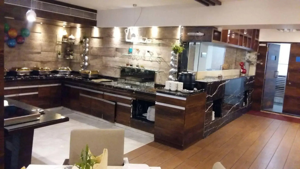 Lemon Tree Hotel, Vadodara