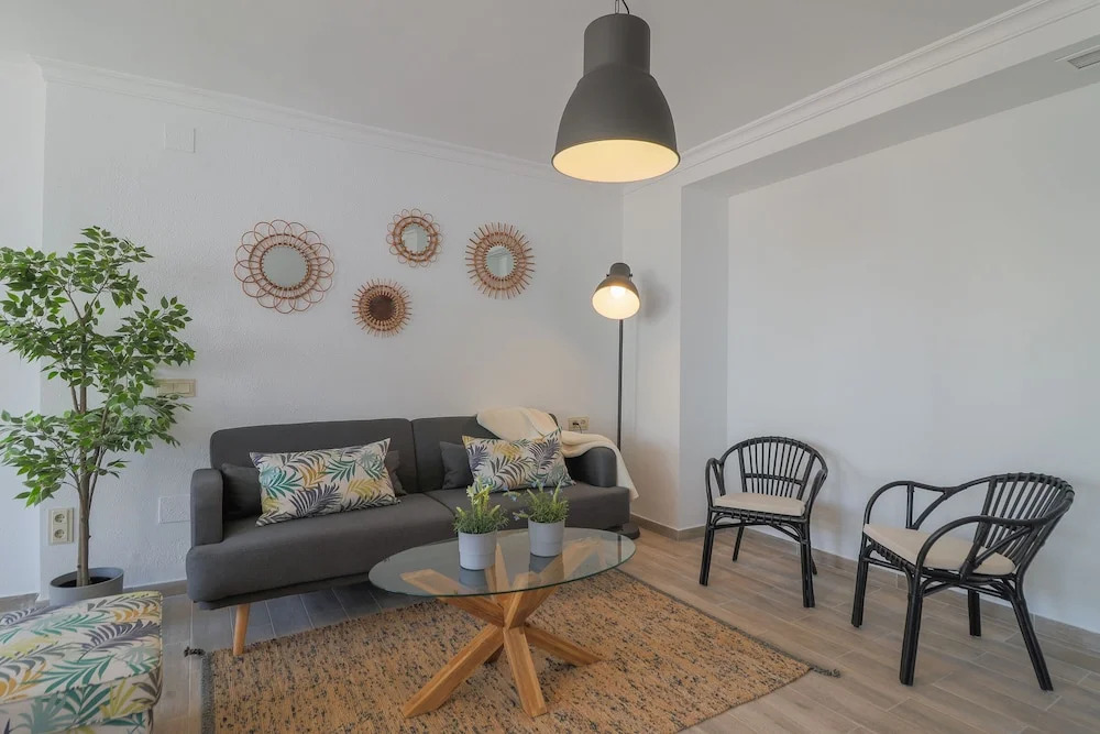 Sunny Terrace Apartment, Old Town Views