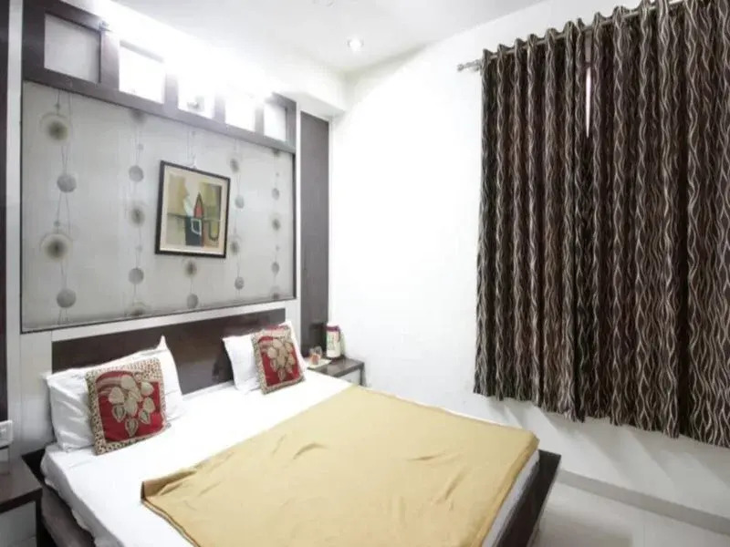 Hotel Shree Sai Palace