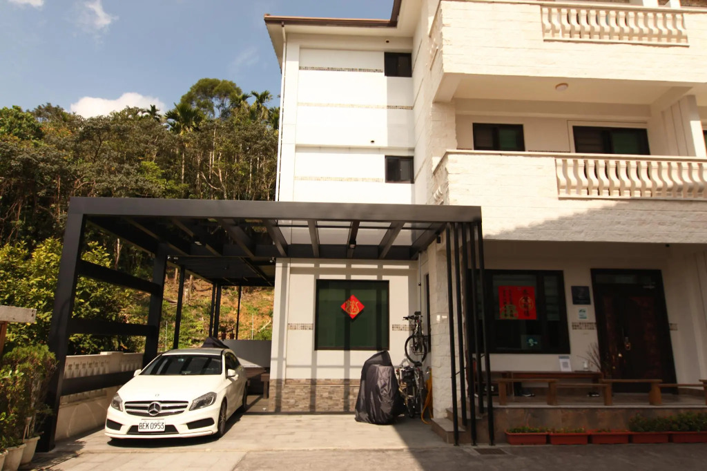 ZHEN GuestHouse