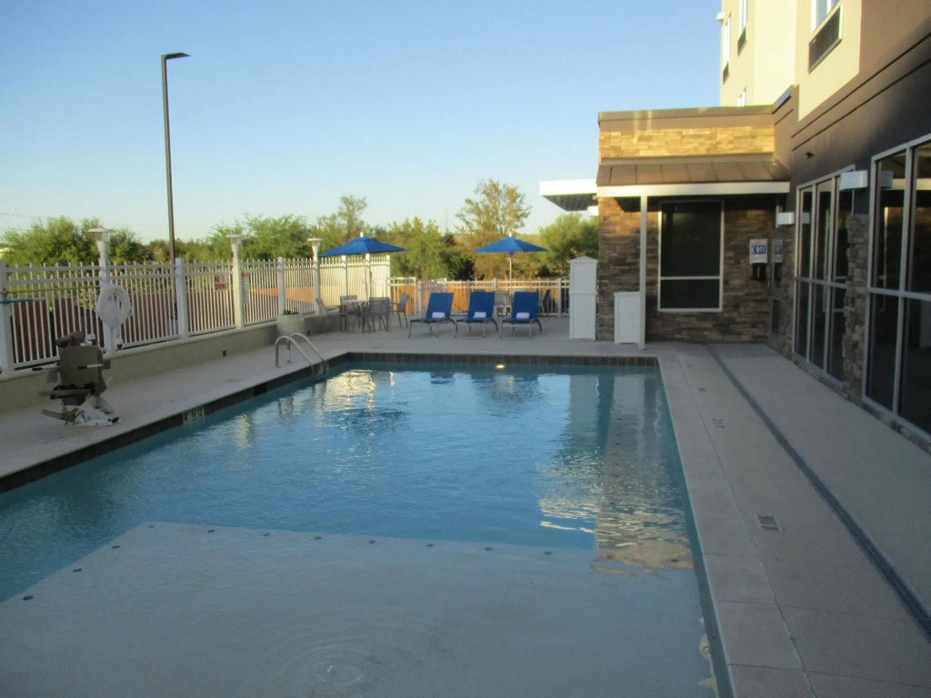 Best Western Plus Roland Inn & Suites