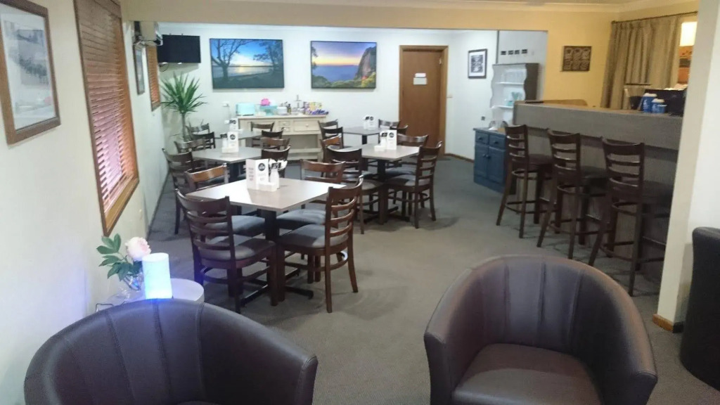Adelong Motel