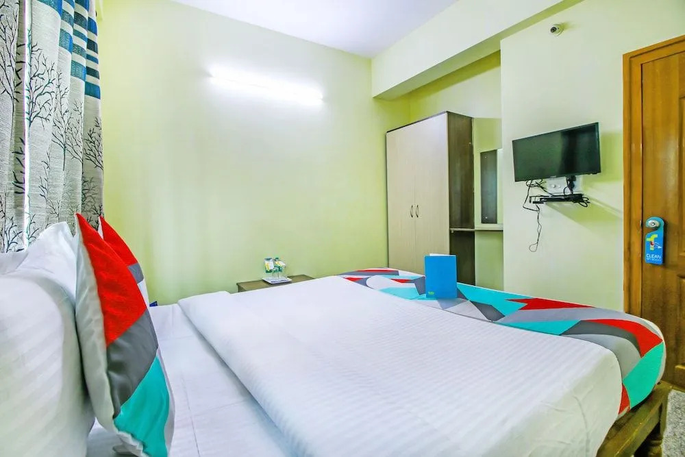 Sri Sai Suites By FabHotel