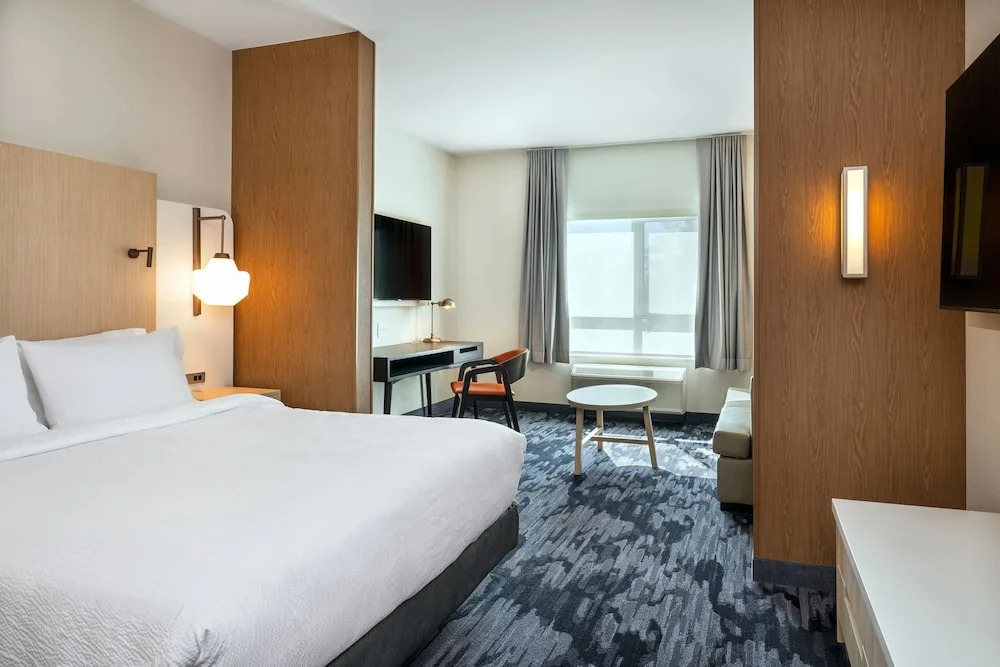 Fairfield by Marriott Inn & Suites North Bay