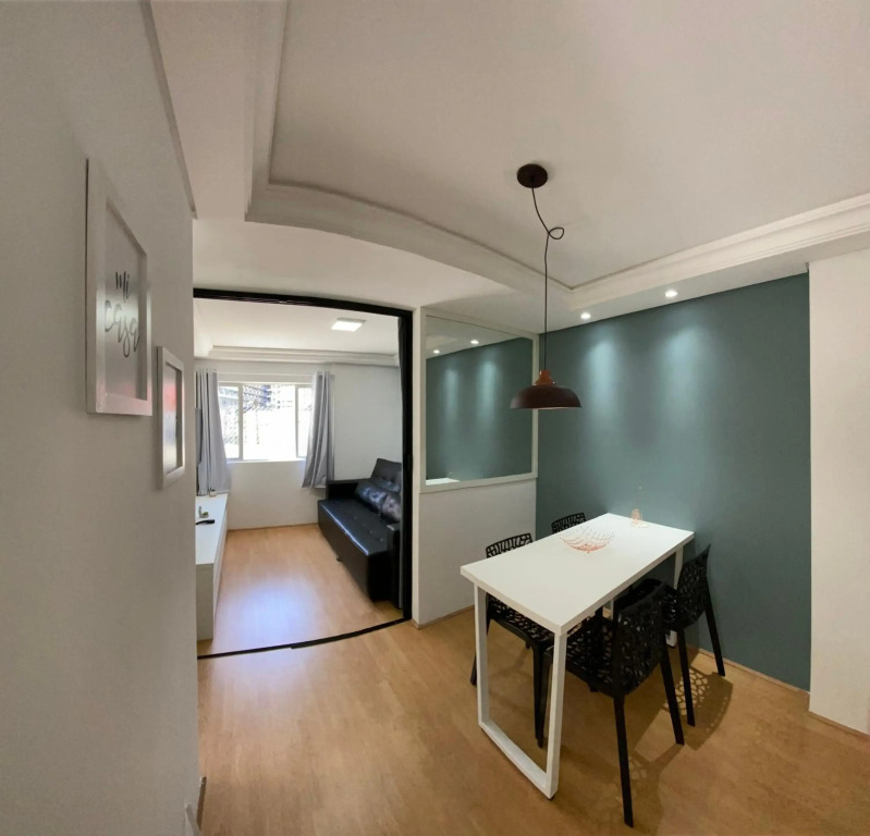 101- Lindo Apartamento Amplo e decorado, 2 quartos, sala, cozinha completa, mobiliario moderno, lavanderia , Excelente localização no bairro Bigorrilho