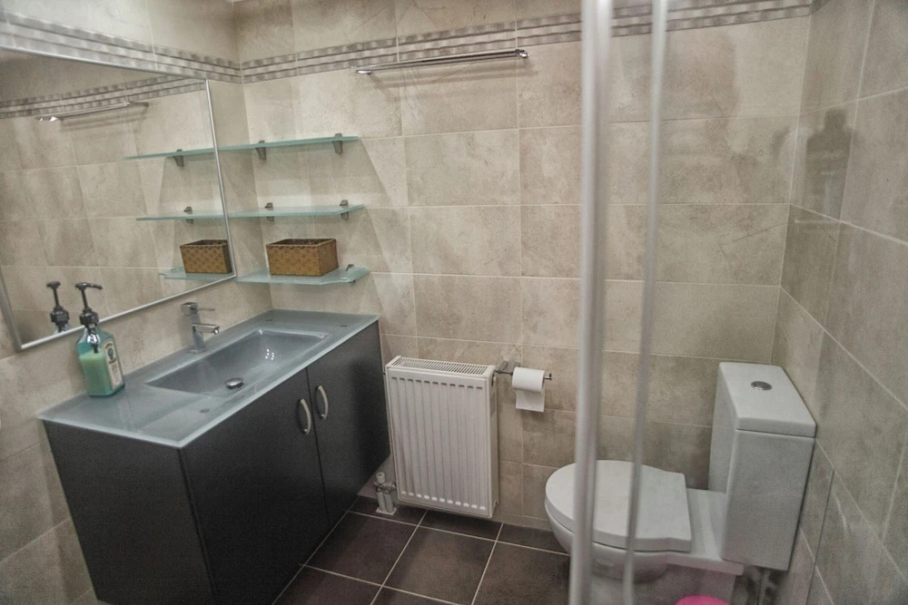 City & Sea Two Floor Flat with View Next to Metro