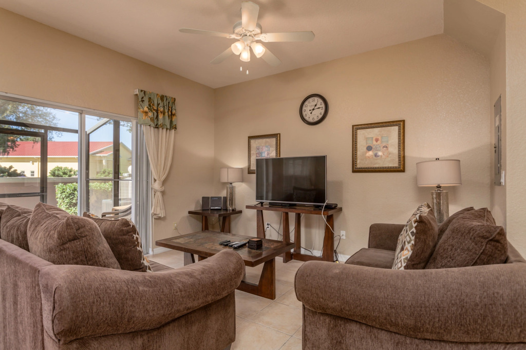 Coral Cay-ru1054