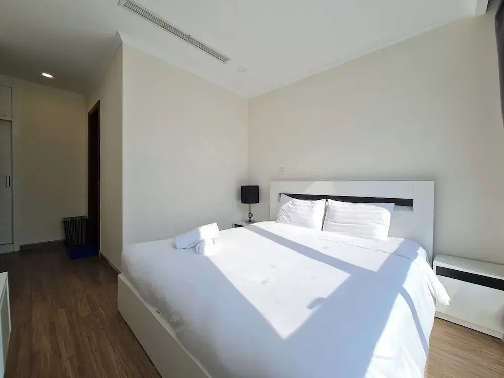 Vinhomes Royal Apartment