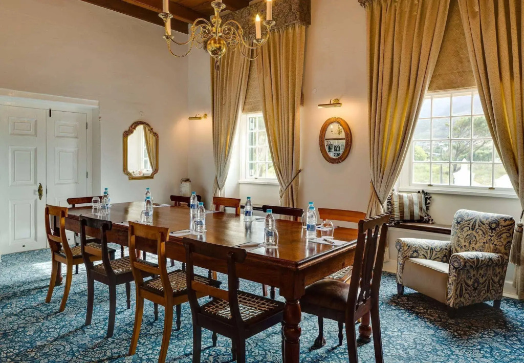 Protea Hotel by Marriott Cape Town Mowbray