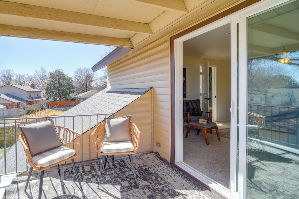 Groups Welcome, Central Location! Tulsa Gem + Yard