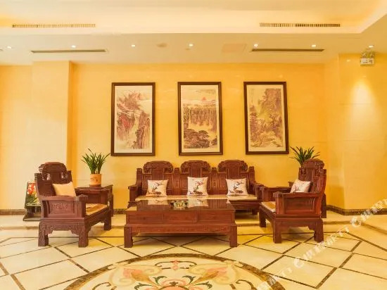 Xuzhou Ideal International Holiday Hotel (Yunlonghu Gongnong Road Subway Station)