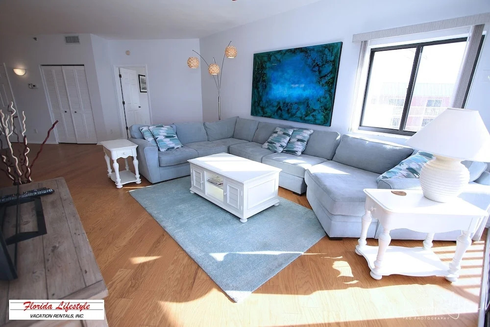 Beach Palms 502