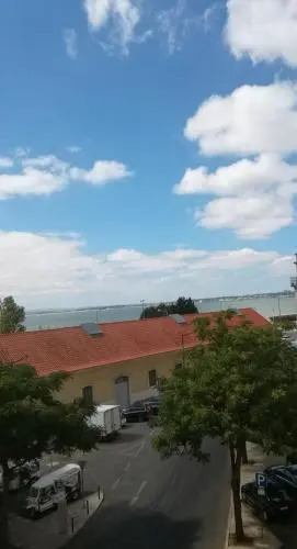 Alfama Apartments Services