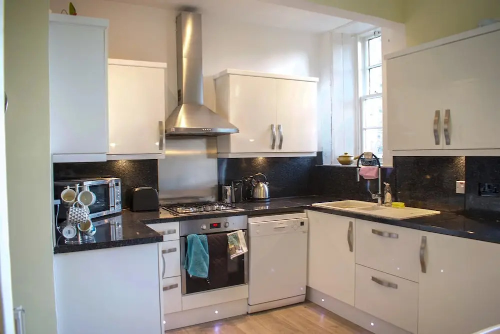 2 Bedroom Apartment in Traditional Tenement