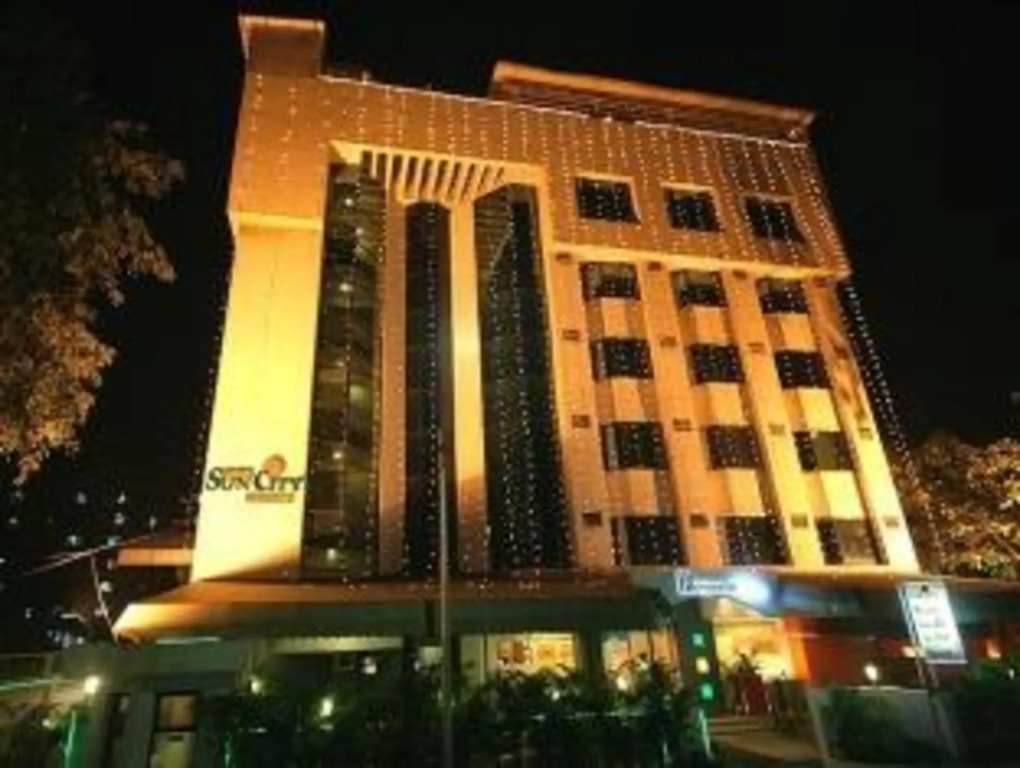 Hotel Suncity Residency