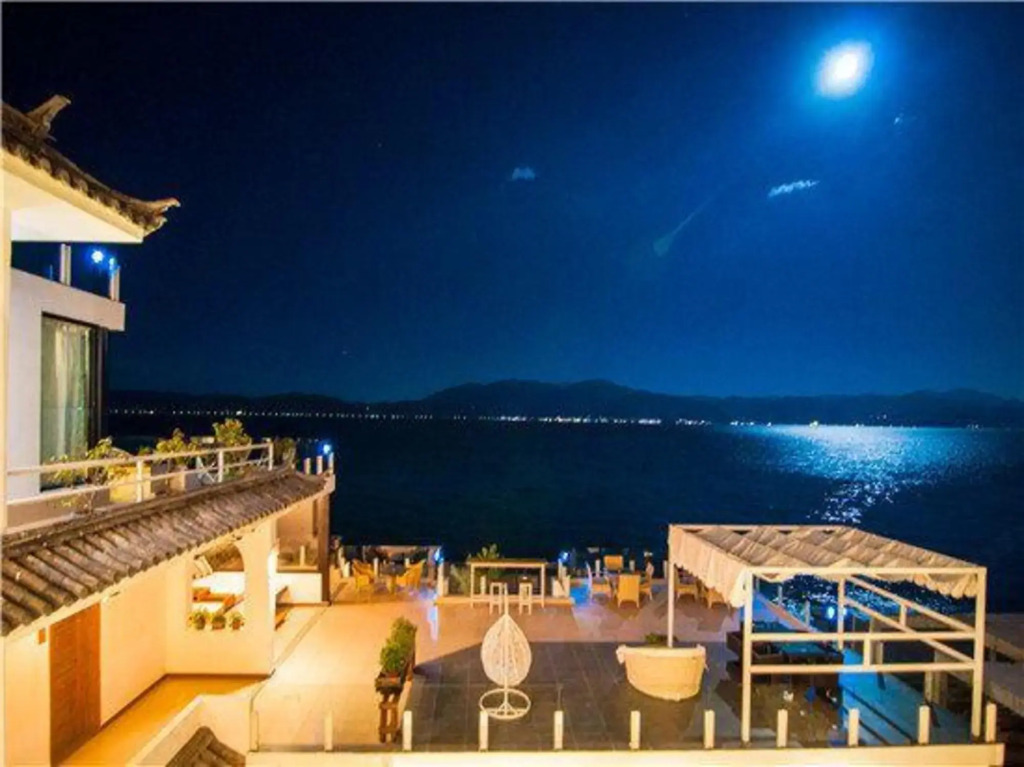Dali Huayue Fanxing Sea View Inn