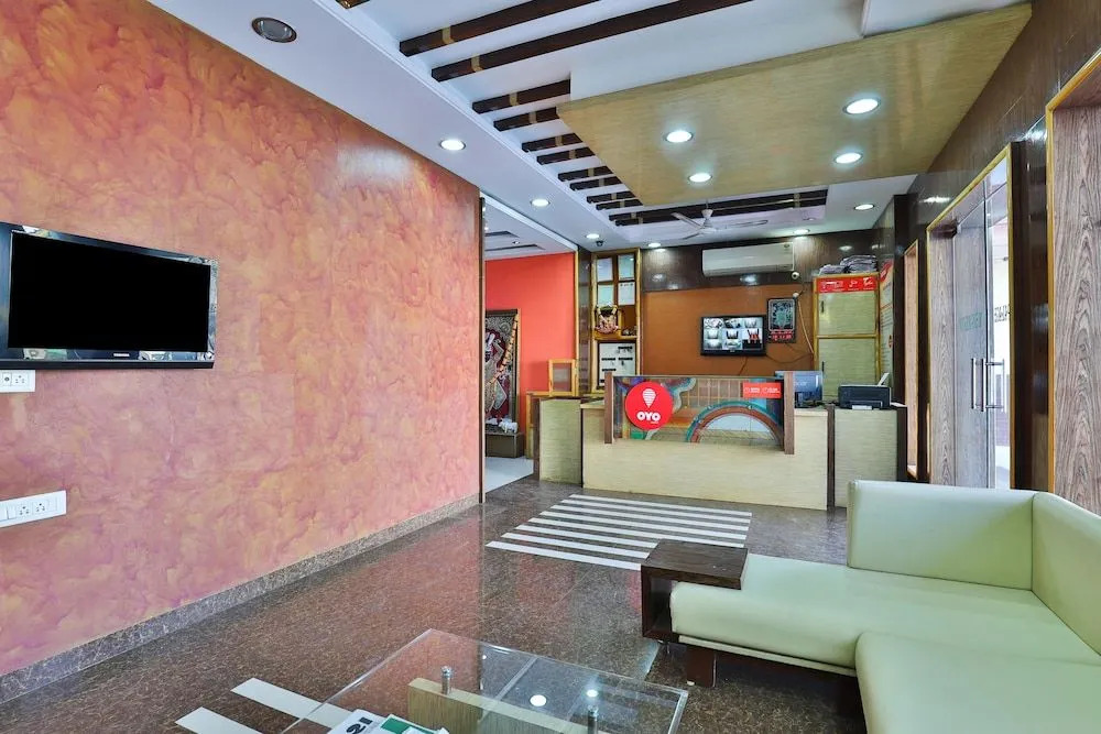 OYO 22574 Hotel Deep Palace
