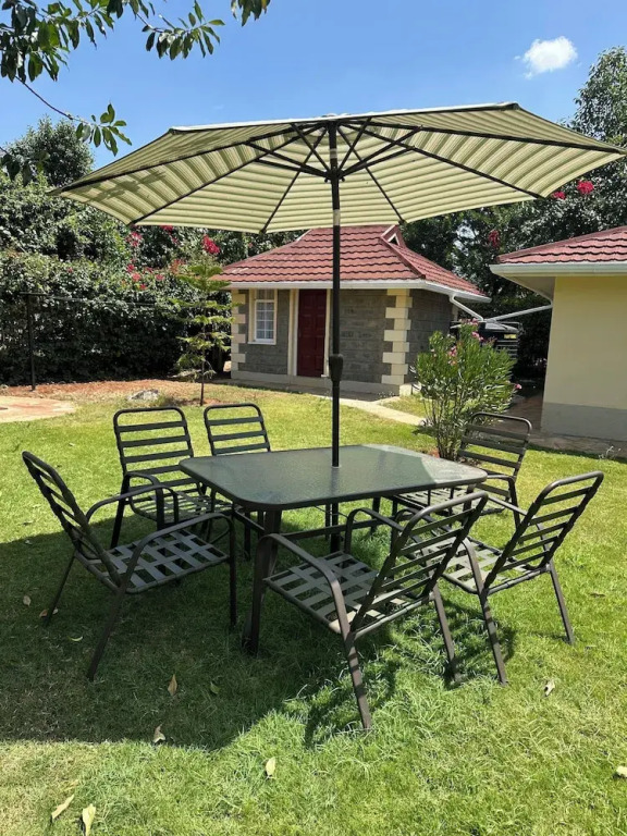 Lux Suites Greenpark Getaway Bungalows