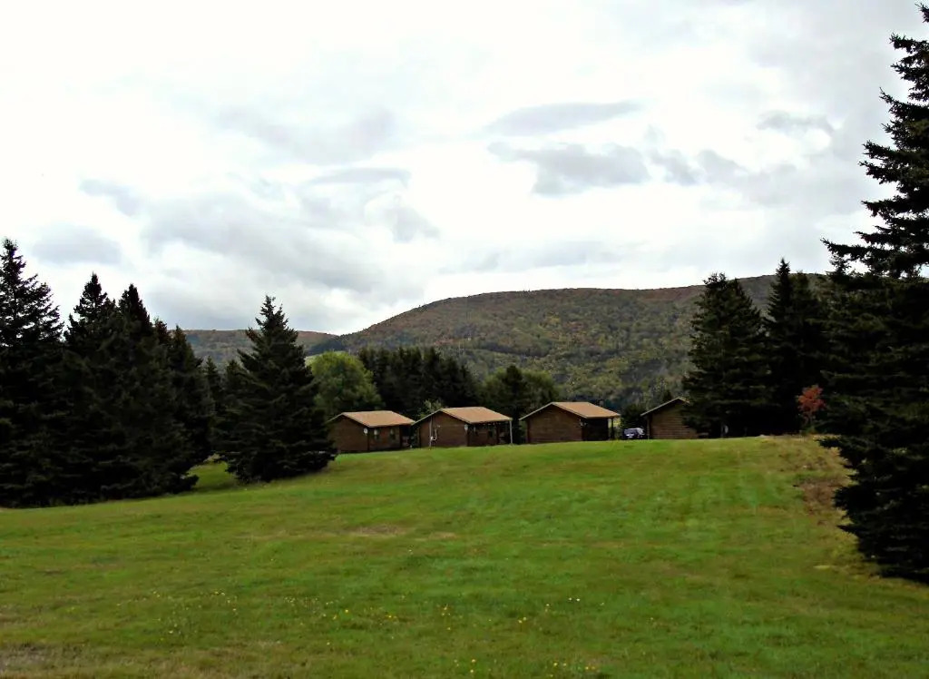 Cajun Cedar Log Cottages Ltd