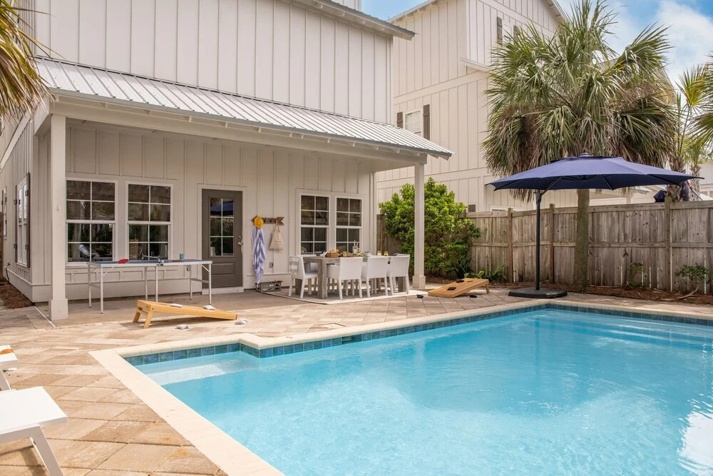 Miramar by Avantstay Large Destin Home w/ Pool Walk to Miramar Beach!