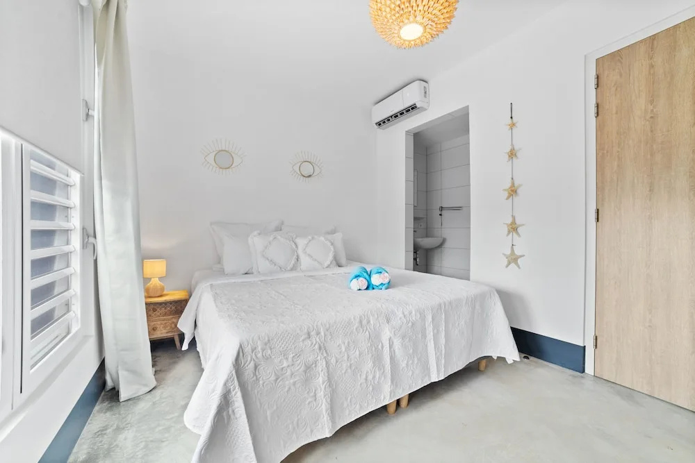 Kas Azul - New water front villa with private pool