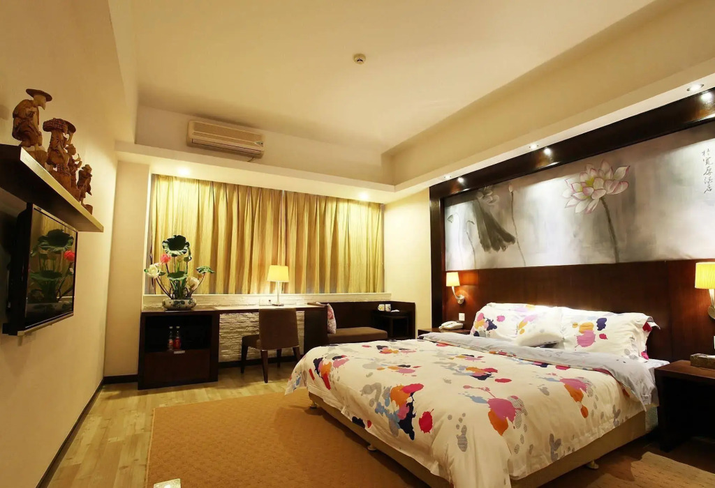 K-hotel