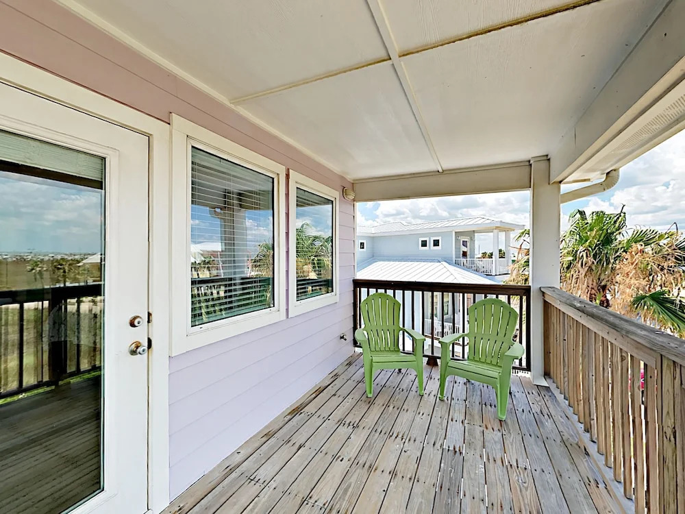 Paradise Palms - Four Bedroom Home